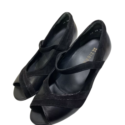 Ziera Womens  Size 36 Shoes 