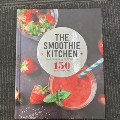 The smoothie kitchen 