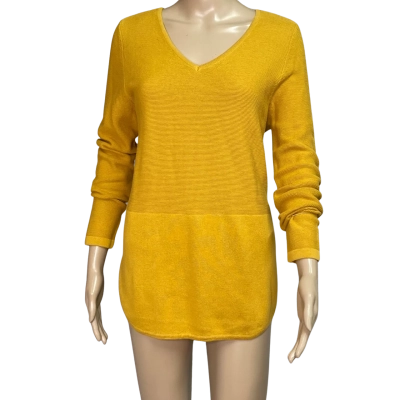 Katie’s women’s knitted sweater 