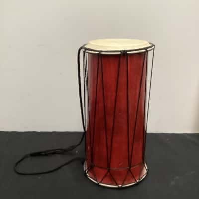 Fijian hand drum with strap 