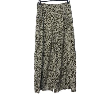 White Closet  Size 12 lined Wide Leg Pants Animal print 
