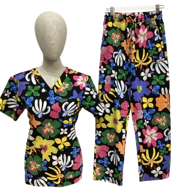 Gorman Womens  Size XXS Scrubs Black  / Floral 