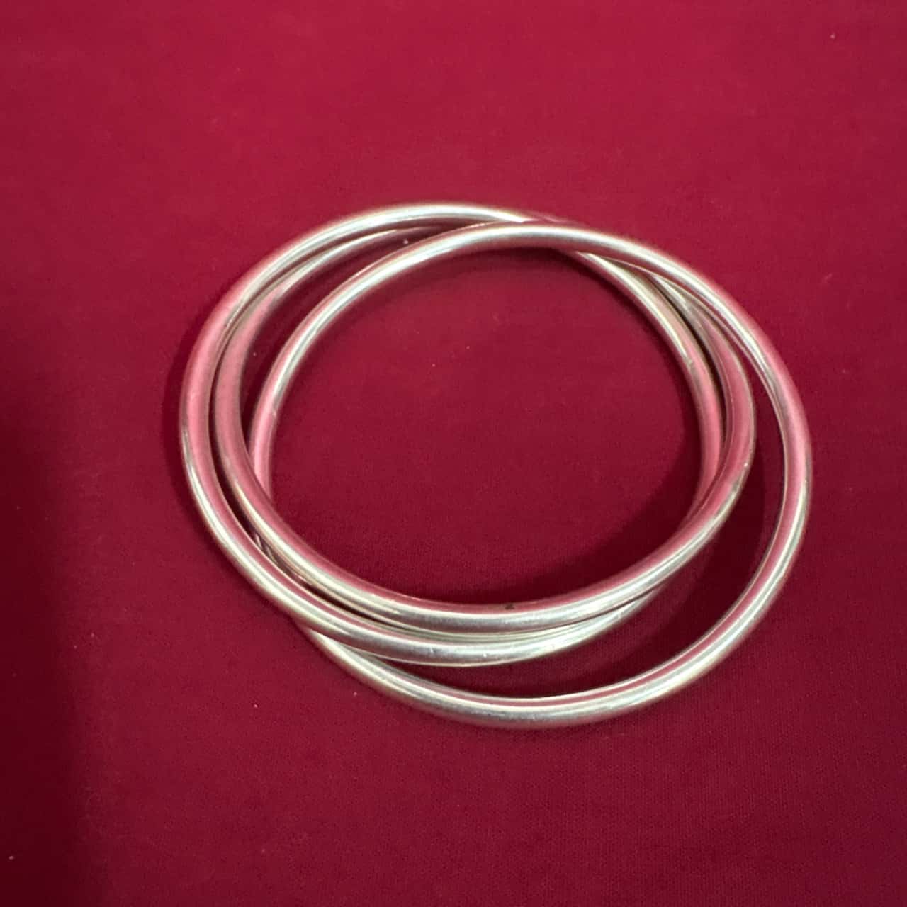 Women's 925 Silver Set of 3 Interlocking Bangles(s)