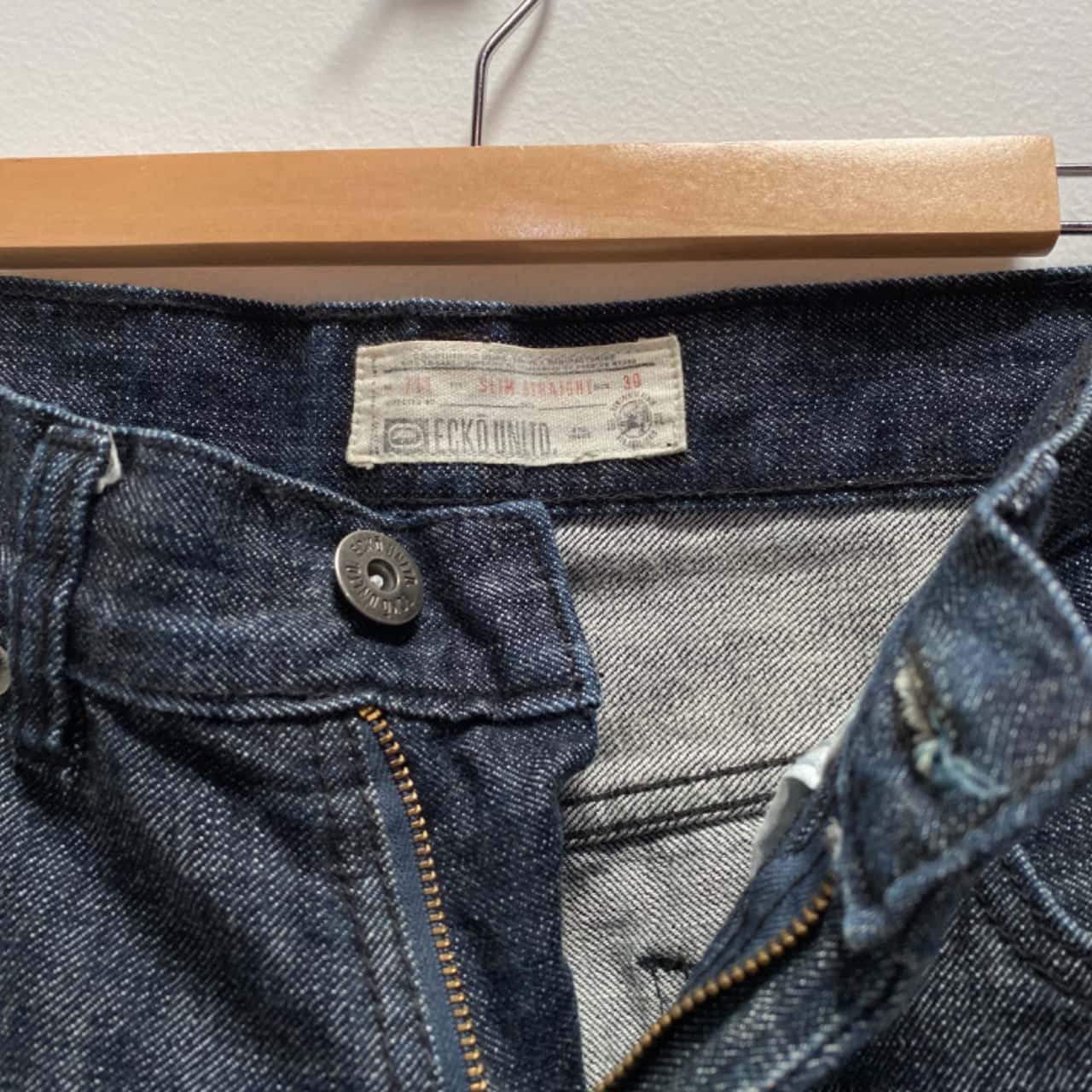 Eckō Unltd. Blue Jeans