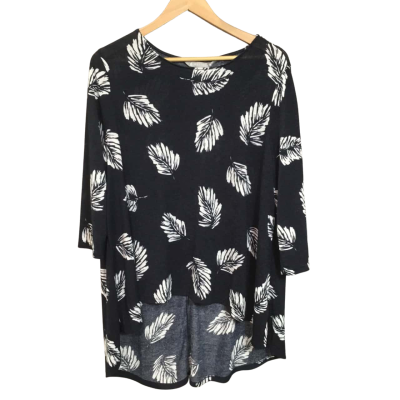Katies Womens  Size XL 3/4 Sleeve Top / Blouse / Floral Multicoloured