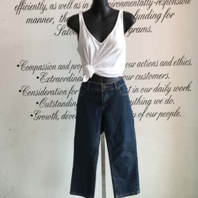 Womens Size 26 Straight Jeans Blue !!