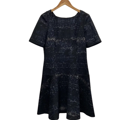 Cue Womens  Size 14 Midi/ Short Sleeve Dress  Black  