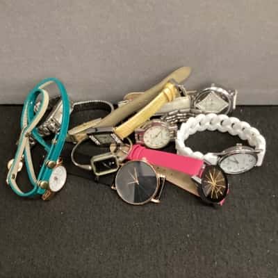  Bag of Assorted Watches (B)