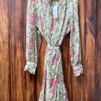 Forever New Curve  Size 18 Floral dress new 