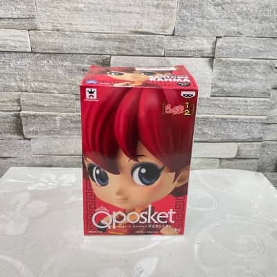 Qposket figurine