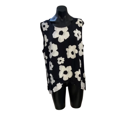 Vine apparel Womens  Size 18 Short Sleeve Top Black  / Floral / White 