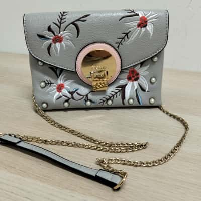  Giannotti Womens Floral / Grey Crossbody Bag VGUC