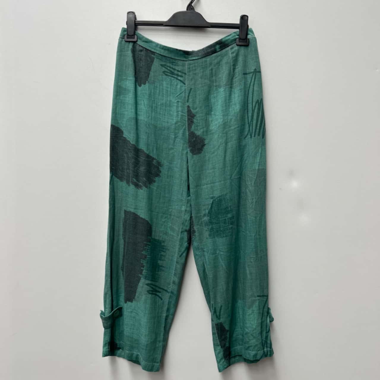 Clarity by Threadz linen blend Size S Green pattern pants(s)
