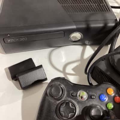 XBOX 360 E Complete Bundle