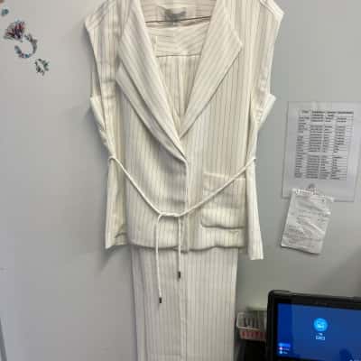 Veronika Maine Womens size 14 Off White / black pinstriped pants & corded vest, lightly stained