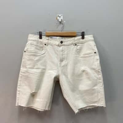 Yd. Mens  Size 36 Denim Shorts Off White 
