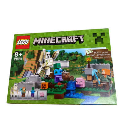 LEGO Minecraft Iron Golem Set 21123