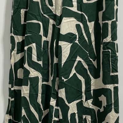 Commonry  Womens Pants Size 14 Green / White 