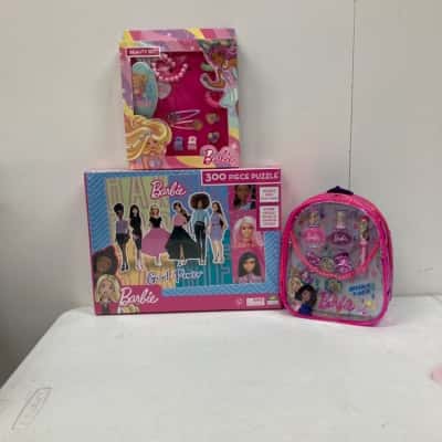 Barbie Set BNWT