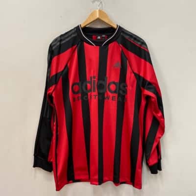 BNWOT Adidas Mens  Size L Jersey Black  / Red / Striped 