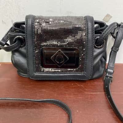 Oroton Womens Handbag Black  