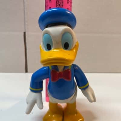 Disney Donald Duck figurine
