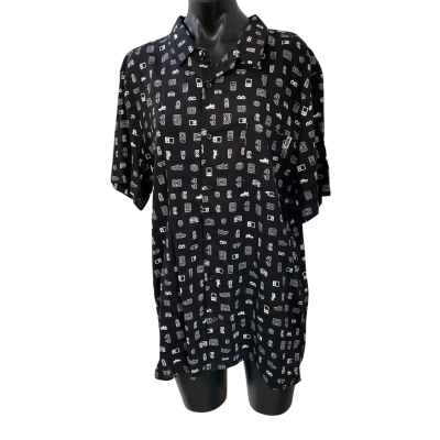 Mossimo Mens  Size M Short Sleeve T-shirt Black  / Pattern / White 