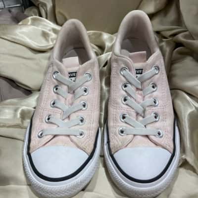 Converse All stars Kids  Size 2 Shoes Pink  Glitter