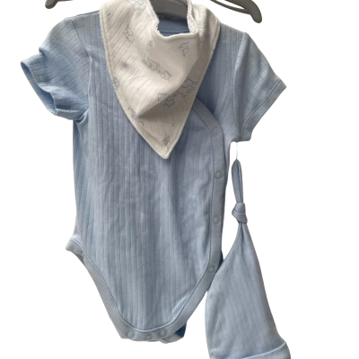  Dunnes Story Baby Romper. Hat and Bandanna Size 9-12 mth in Blue 