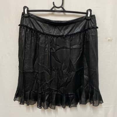  Women’s Black Skirt