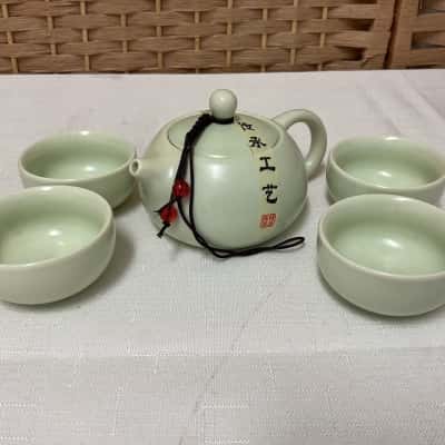 NEW Elegant Ceramic Kong Fu Tea Set Teapot Tea Cups Friends Family Business Gift Souvenir Birthday Christmas Asian 