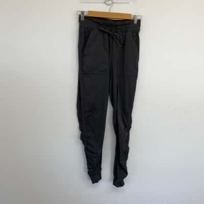 Lululemon Grey Sport Activewear Pants  Size 4 