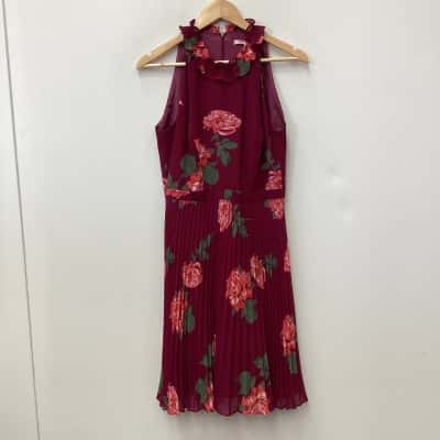 Review Flower Print Sleeveless Dress - Size 10 