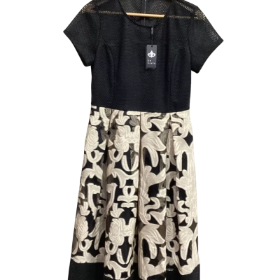 BNWT La Scala Womens Short Sleeve Dress Black/ Beige   Size 10 