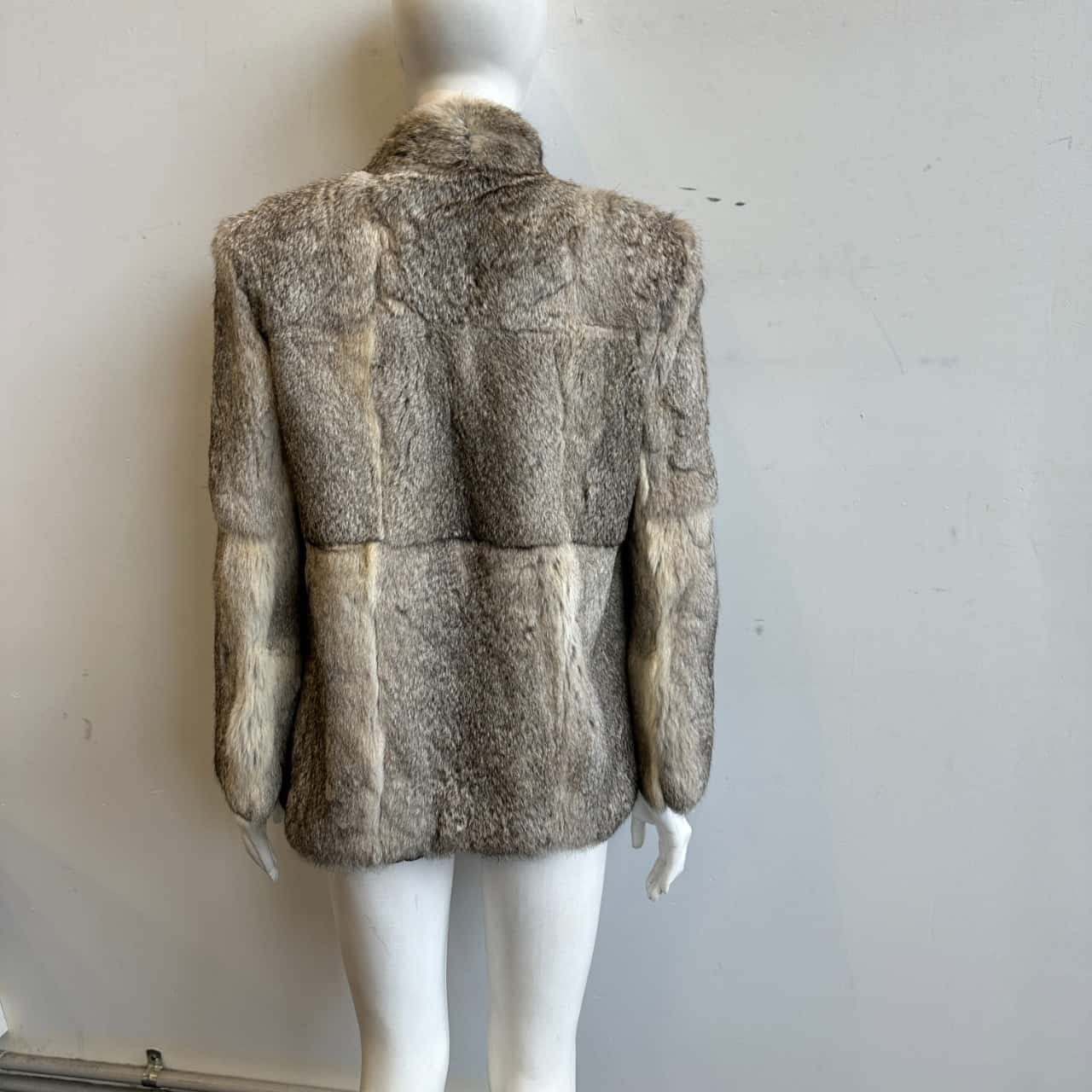 Regal Furs Women's Size XS Vintage Fur Coat Grey (s) - Used Very Good ...