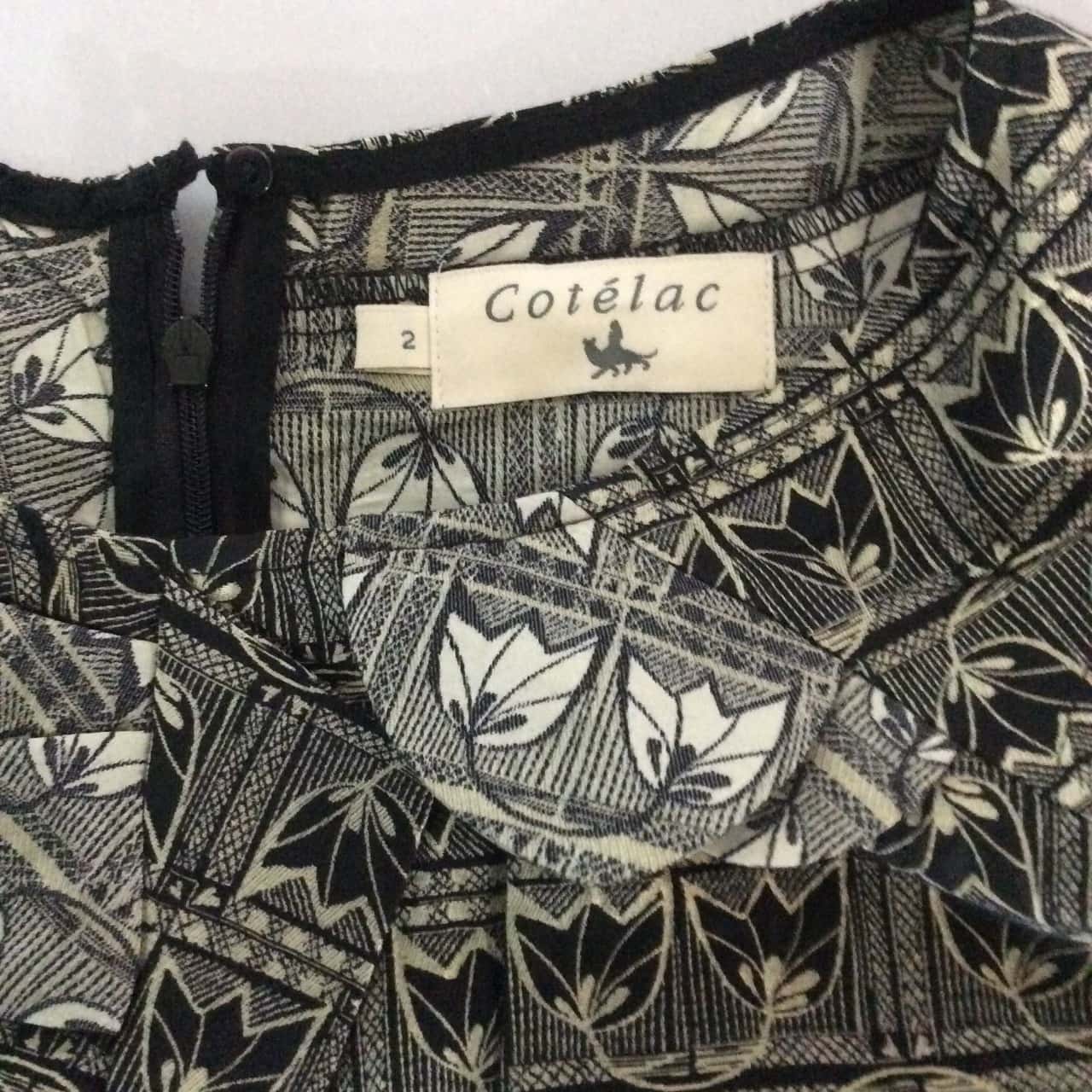 Cotelac Womens Size 2 Black Gold Pattern