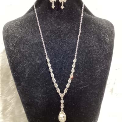  Womens Earrings / Necklace Other / Silver 