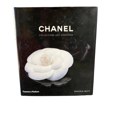 Chanel Collections & Creations Thames &Hudson Fashion Book