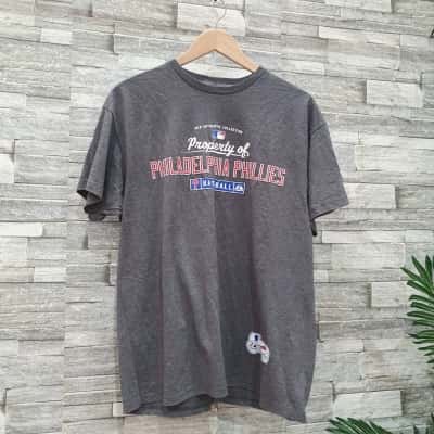  Mens  Size L Short Sleeve T-shirt Grey 