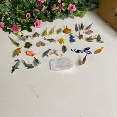 28 Lost Kingdom Collectable Yowies - see description