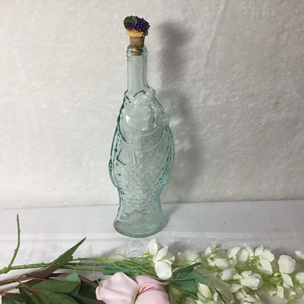 Decorative Glass Fish Wine Bottle with Stopper(s)