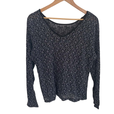 Avon Fashion Womens  Size XXL Long Sleeve Top Black  / Floral / White 
