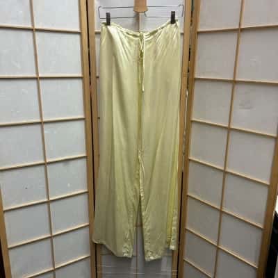 New With Tags SNDYS Women's  Size M Loungewear/ Pyjama’s Pants Yellow / Sour Lemon RRP: $109AUD
