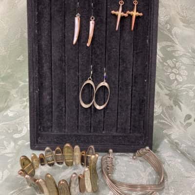  Womens Bracelet / Earrings Silver-toned