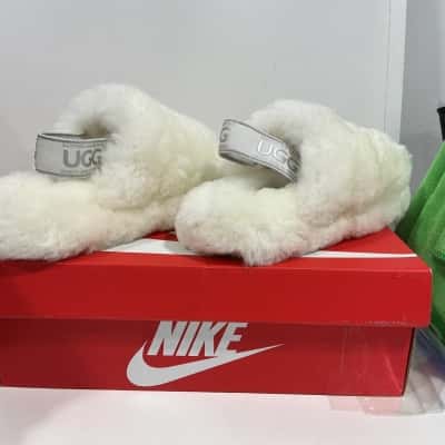 UGG Australia Womens Fluffy Off-white Sling-back Slippers, Size 7