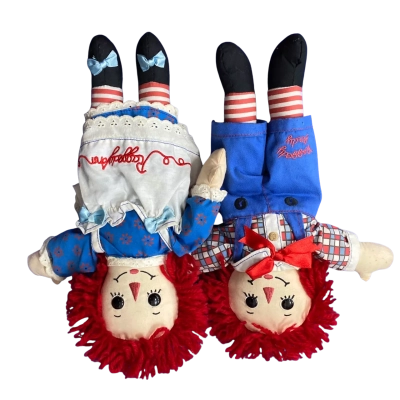 Hasbro Raggedy Ann & Raggedy Andy cloth dolls. 34cm