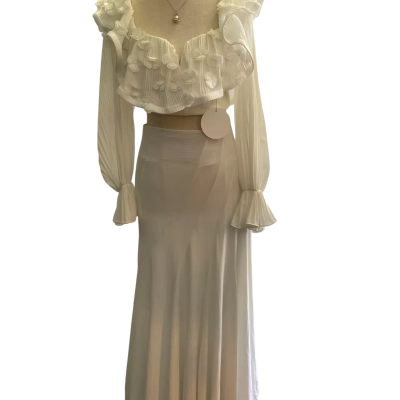  Womens  Size 10 outfit bundle Cream / White 