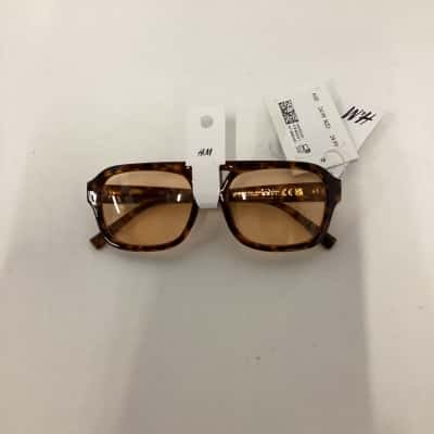 NEW - H&M Sunglasses Animal Print 
