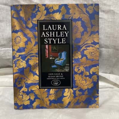 Laura Ashley Style, Iain Gale & Susan Irvine