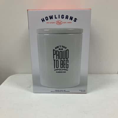 Howligans Pet Stuff ‘Ain’t Too Proud’ Ceramic Treat Jug NEW